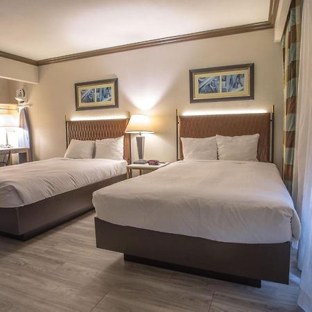 Vanllee Hotel Covina Esterno foto